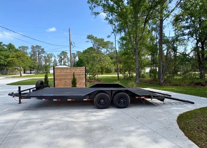 Car hauler trailer rental in Lakeland, Florida